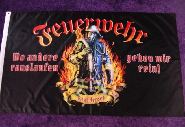 Fahne FEUERWEHR 1,5 x 0,9 m zwei Ösen Flagge wetterfest Real Heroes NEU # F298
