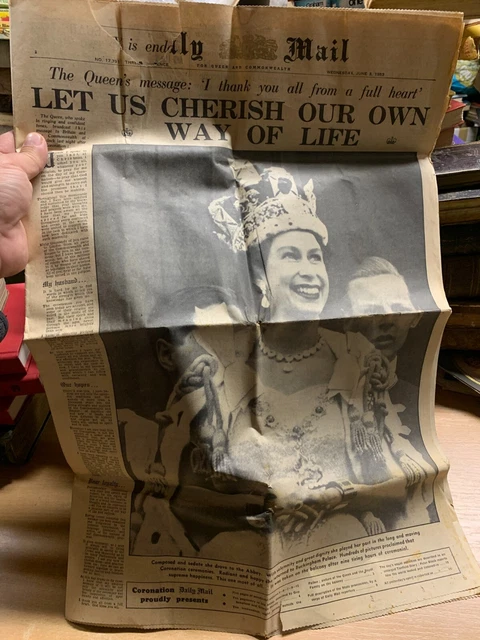 3 June 1953 Regina Elisabetta II Coronation Speciale Daily Mail Giornali (P3)