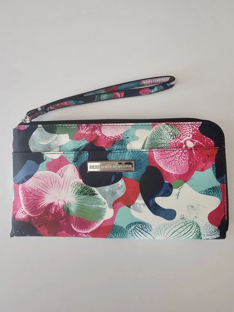 Samantha Brown To Go Wristlet Travel Wallet - NEW Floral