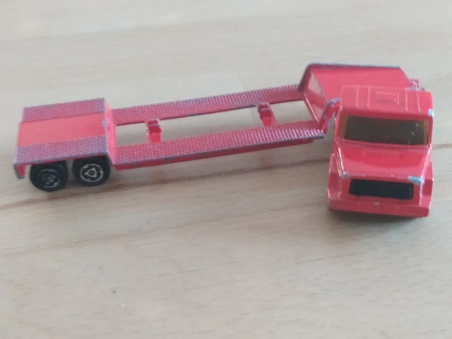 MAJORETTE CAMION SCANIA Semi Remorque Avec Bateau 1/60 EUR 2,38