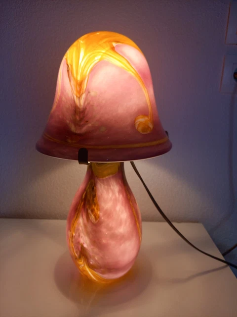 lampe champignon pâte de verre
