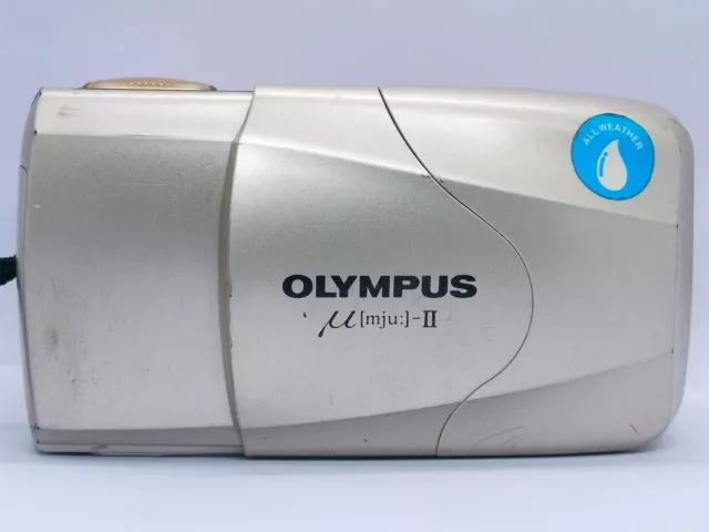 Appareil photo argentique Olympus MJU II fonctionnant entièrement sauf LCD...
