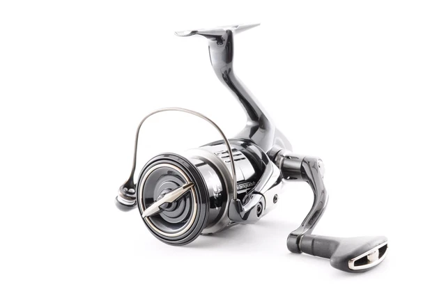 MINT SHIMANO 16 Vanquish C2000HGS Ultra Lightweight Spinning Reel