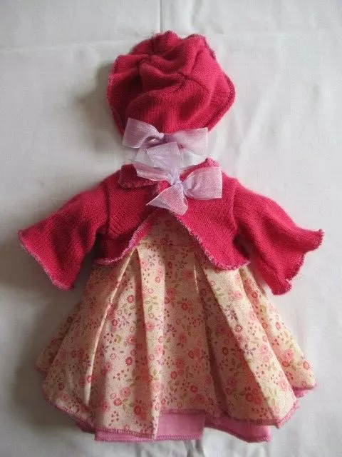PAOLA REINA - ENSEMBLE ROBE GILET et BONNET