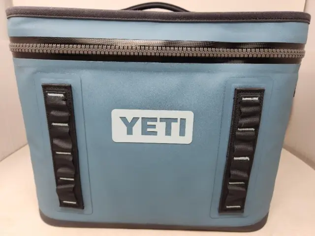 YETI - Hopper Flip 18 Soft Cooler - High Desert Clay – ULAH