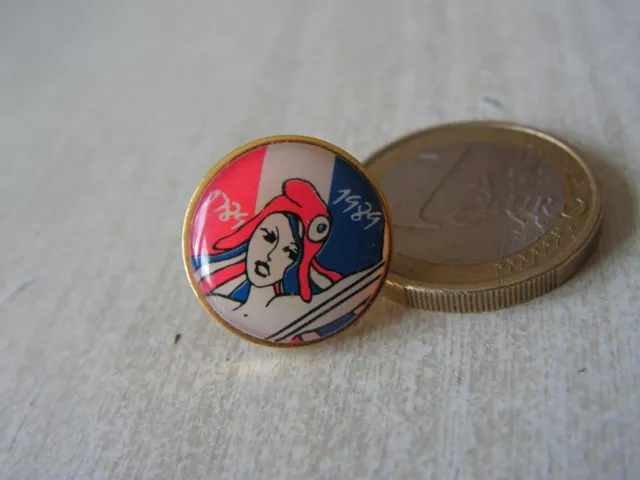 insigne pins    1789    1989     (  c 64 avril )