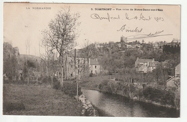 DOMFRONT - Orne - CPA 61 - vue prise de Notre Dame sur l' Eau