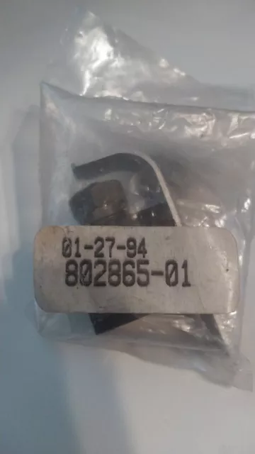 NEW Scott Oxygen Mask Valve 800016-01 And Pressure Relief Valve 802865-01 Air Pk