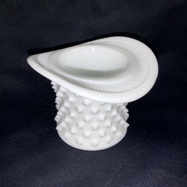 Vintage Fenton Spikey Hobnail Milk Glass Top Hat Toothpick Holder 2 3/4" Read
