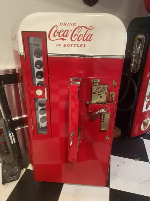 VENDO 81 A Coca Cola Vintage Coke Machine Professional Restoration