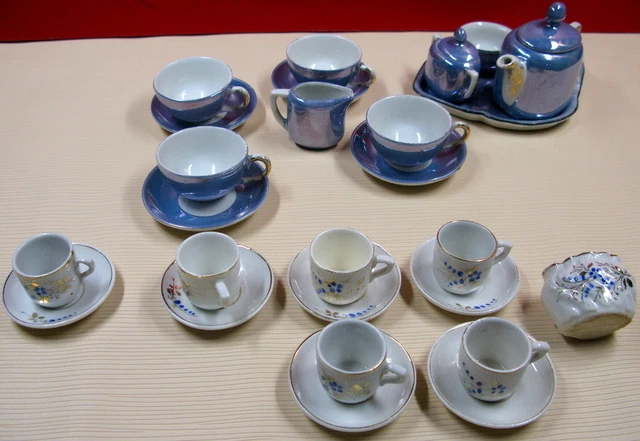Ancienne Dînette En Porcelaine Fleurie - Service à Thé Pour Enfant (collection)