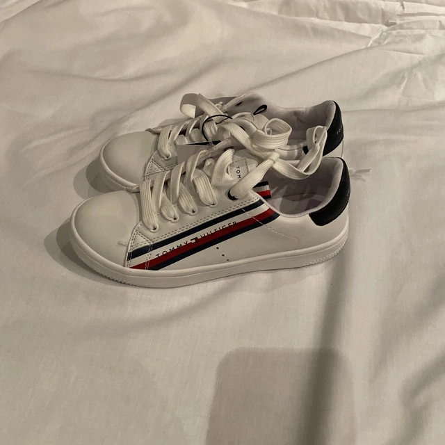 BNWT Tommy Hilfiger  Unisex  Leather upper Trainers size UK 13 Rrp £79