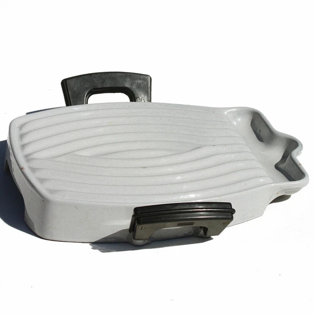 Vintage Tostador Le Creuset Cast Cast Enamel Meat Grill Raymond Loewy Design