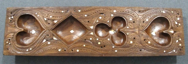 Papua New Guinea Massim Carved Wood & M of Pearl poker suits large Bowl 24 inch