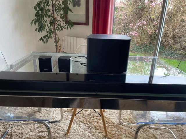 BARRE DE SON Bose Soundbar 700 noir+ caisson de basse + satéllites EUR