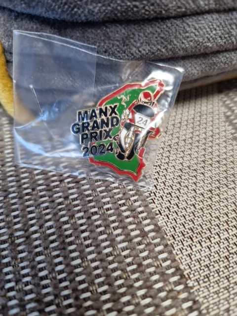 Stand Out in Style: The Ultimate Guide to Custom Enamel Lapel Pins