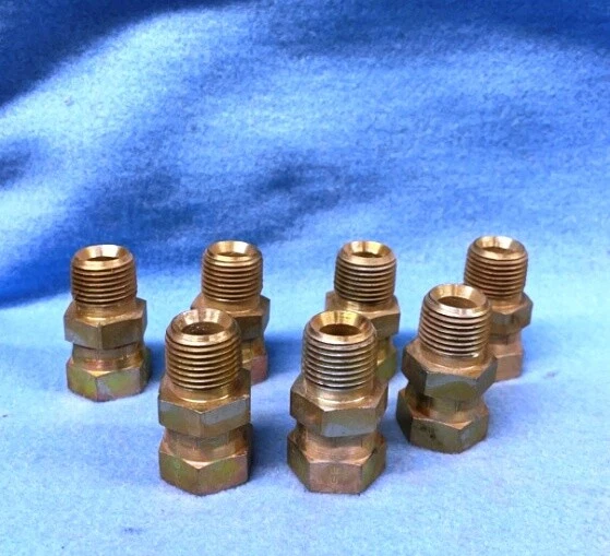 PARKER PIPE THREAD Swivel Connector, 1/2" Female X 1/2" Male ** Lot Of