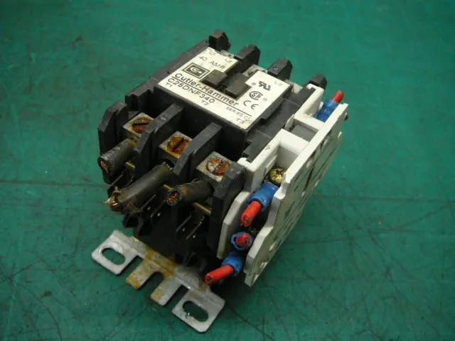 Cutler Hammer Contactor C25Dnf340 Ser C1 W/Aux Contact C320Kg1 Or C320Kg3