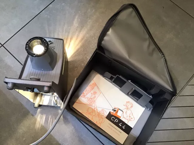 Dia-Projektor AGFA CP35, (Kleinbild) inkl. Koffer mit funktion. Lampe, Top Zust.