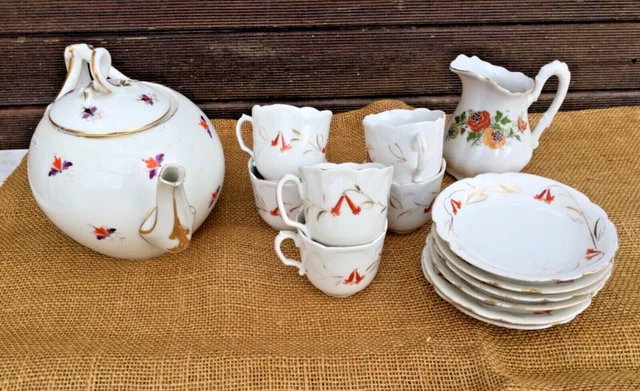 SERVICEA A CAFE COMPLET ANCIEN  NAPOLEON III porcelaine blanche fleurs orange or