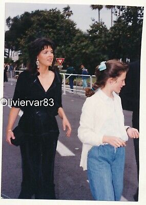 Photo années 1980 Festival Cannes Caroline BARCLAY 