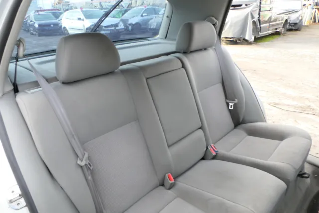 VW Golf 4 Limousine Sitz Rückbank Rücksitzbank hinten Sitze grau OHNE Kopf 3