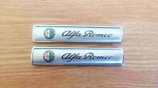 2pcs NEW Alfa Romeo lover Logo Fender Emblem Car Skirts Badge Decal Chrome
