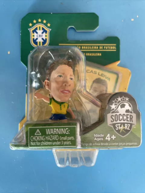 SoccerStarz Brazil International Figurine Blister Pack Featuring Oscar Home  Kit