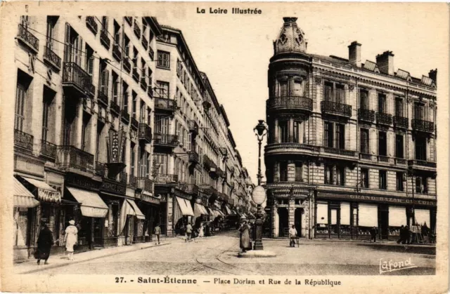 CPA St-ÉTIENNE - Place Dorian et Rue de la République (226008)