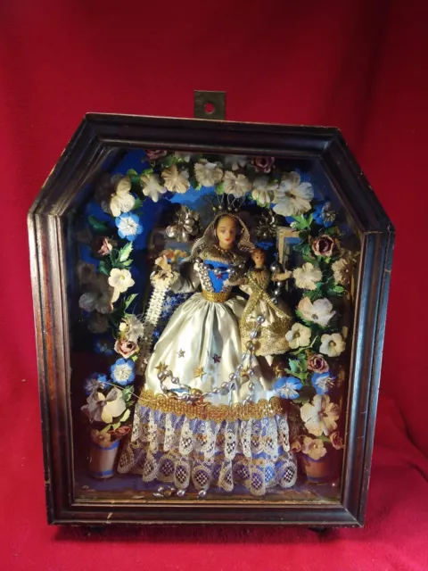Antiker Schaukasten Maria mit Jesus Kind Klosterarbeit Wachs Holz Glas (1529)