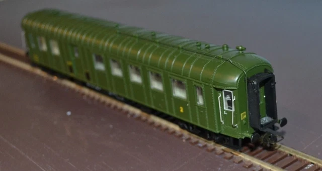 ECH O HORNBY VOITURE 2 CL FORESTIER BEL ETAT SANS BOITE
