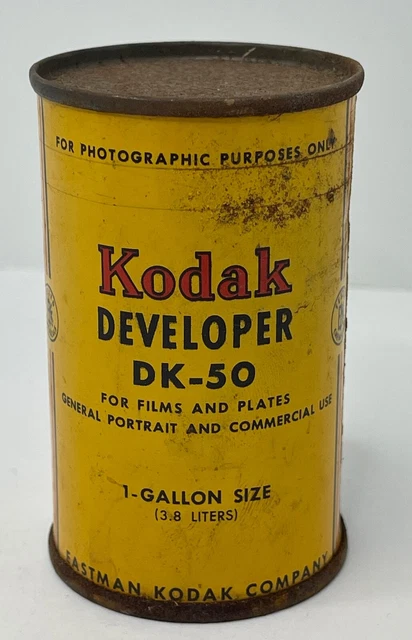 LATAS DE DESARROLLADOR KODAK DE COLECCIÓN DK-50 SIN ABRIR, cada lata hace 1 galón.