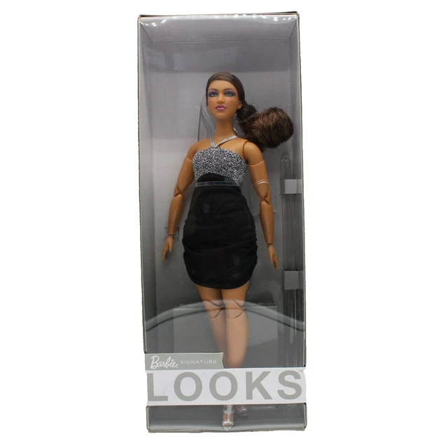 Barbie Signature 2025 Holiday Puppe | Blonde Sammlerpuppe Mit Silber-Gold Kleid | Mit Ständer