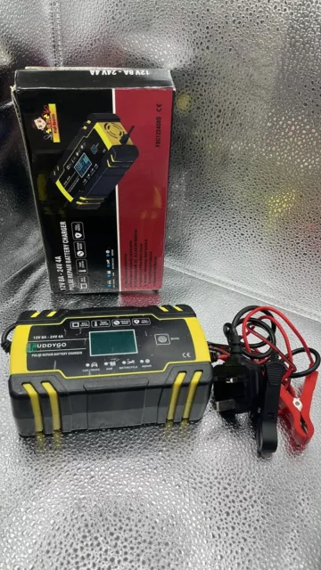 HAUSPROFI 12V/24V 8AMPERE Automatisches Batterieladegerät mit 3-stufigem Laden