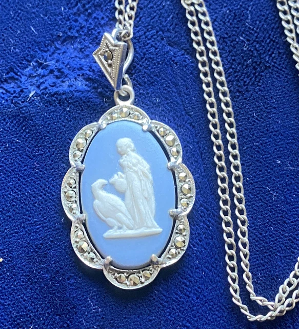 Zawieszka z klipsem ze srebra próby 925 do bransoletek – koraliki kryształowe w kolorze niebieskim i białym