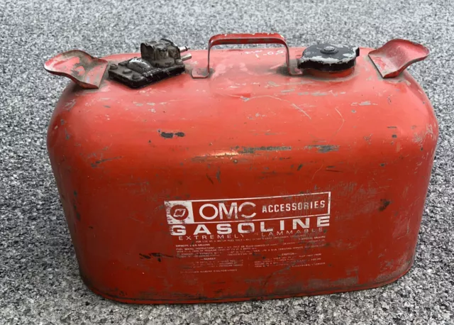 OMC Johnson Metal Outboard Motor Boat Marine 6 Gallon Fuel Gas Tank Can