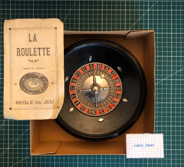 ancienne boite de pêche Pal deux plateaux métal bleu 13