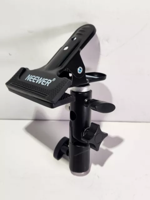 Neewer Metal Clamp Holder with 5/8" Light Stand Attachment for Reflector