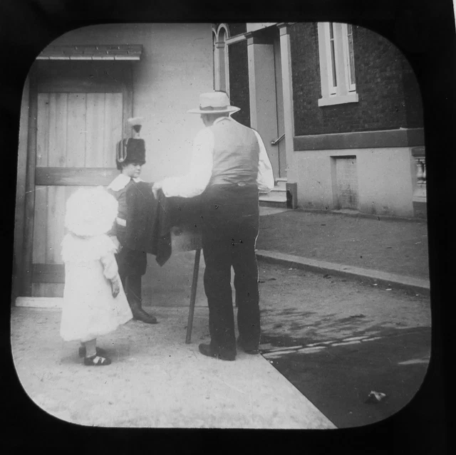 Glass Magic lantern slide THE ANGEL OF THE TENEMENT NO.8 C1890 VICTORIAN TALE