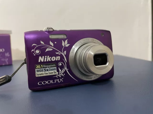 Appareil Photo Numérique Nikon Coolpix S2900 - 20.1  Méga Pixels Parfait État