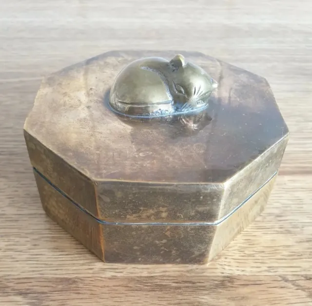 VINTAGE BRASS ARTS & Crafts Style Octagonal Hinged Lid Tin With
