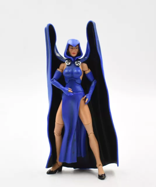 DC Universe Classics 75 Years of Super Power - Raven Action Figure