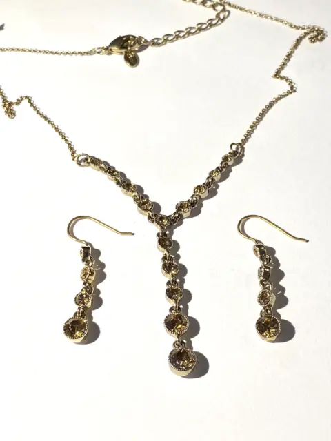 vintage stunning necklace & earrings SET by MONET goldtone champaign stones