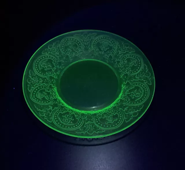Indiana Glass Green Horseshoe Pattern Saucer Glows