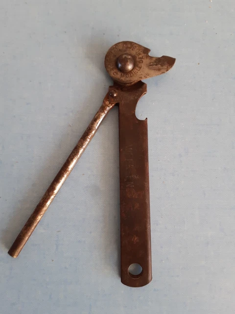 Ouvre-boîte Ancien Météor à Manche En Bois - Vintage, Fabriqué En France, En Acier Et Bois, Occasion En état De Marche