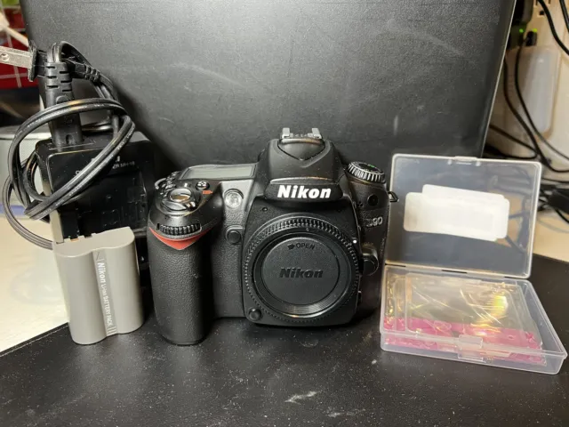 Nikon D90 12.3 MP F-Mount Digital SLR - Black (Body Only) #649 A+ Condition