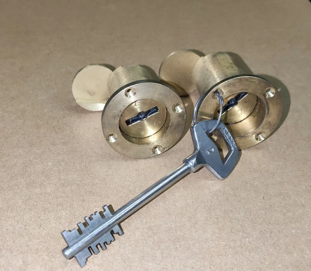Cylindre De Serrure Acier DENY Avec 1 Clé - Neuf (défaut D'usine Possible)