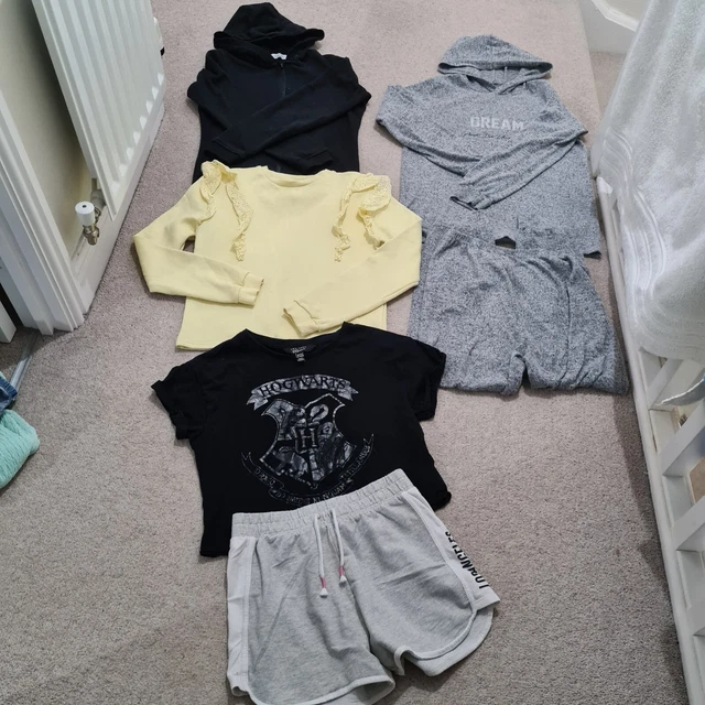 girls bundle track suit 12-13 years  vgc