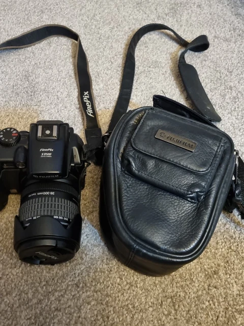 fujifilm s4240 camera