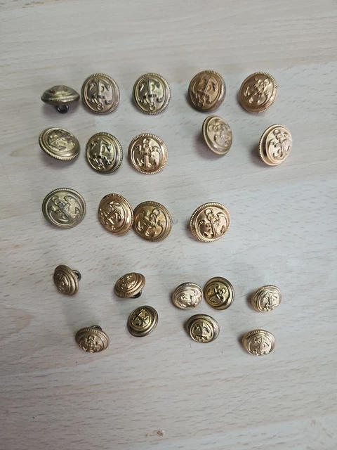 Lot de 2 boutons militaires anciens, ancre marine, estampillés LEGLAL PARIS - Collection